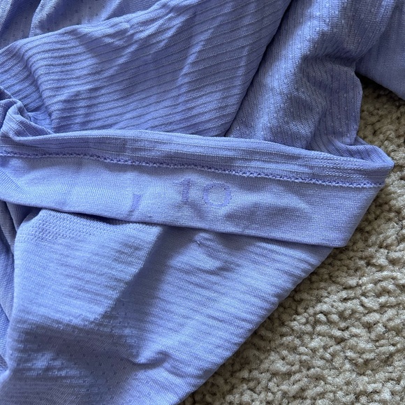 Lululemon Swiftly Racerback in Lilac - Picture 3 of 4